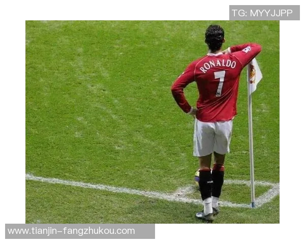 足球球星照片撕墙风潮来袭 让你感受不一样的运动魅力与激情